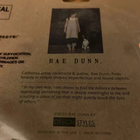 Rae Dunn Reusable Black & White Love/Smile  Face Mask 2ct - Picture 2 of 3